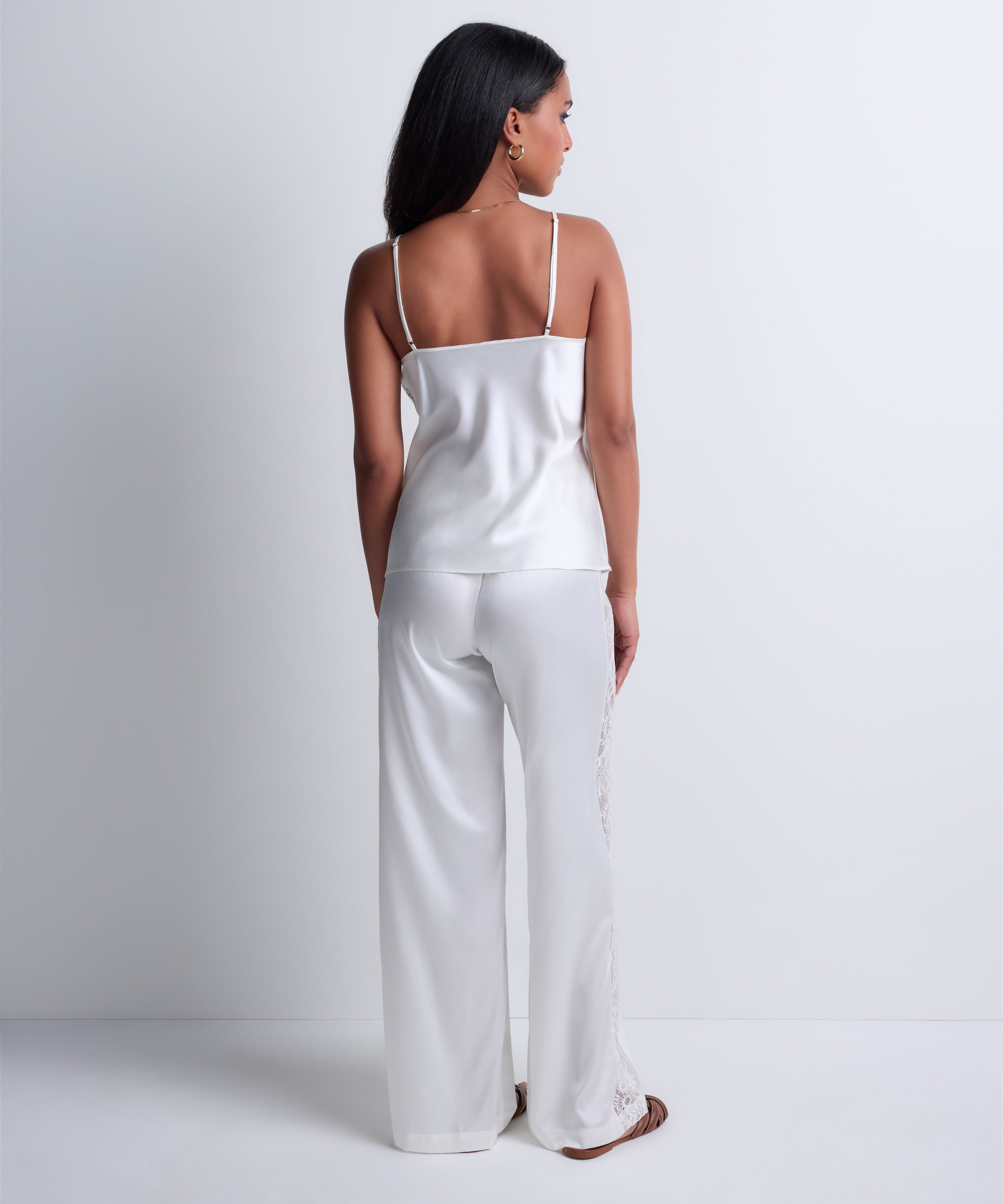 Midnight Whisper Top à fines bretelles Opale