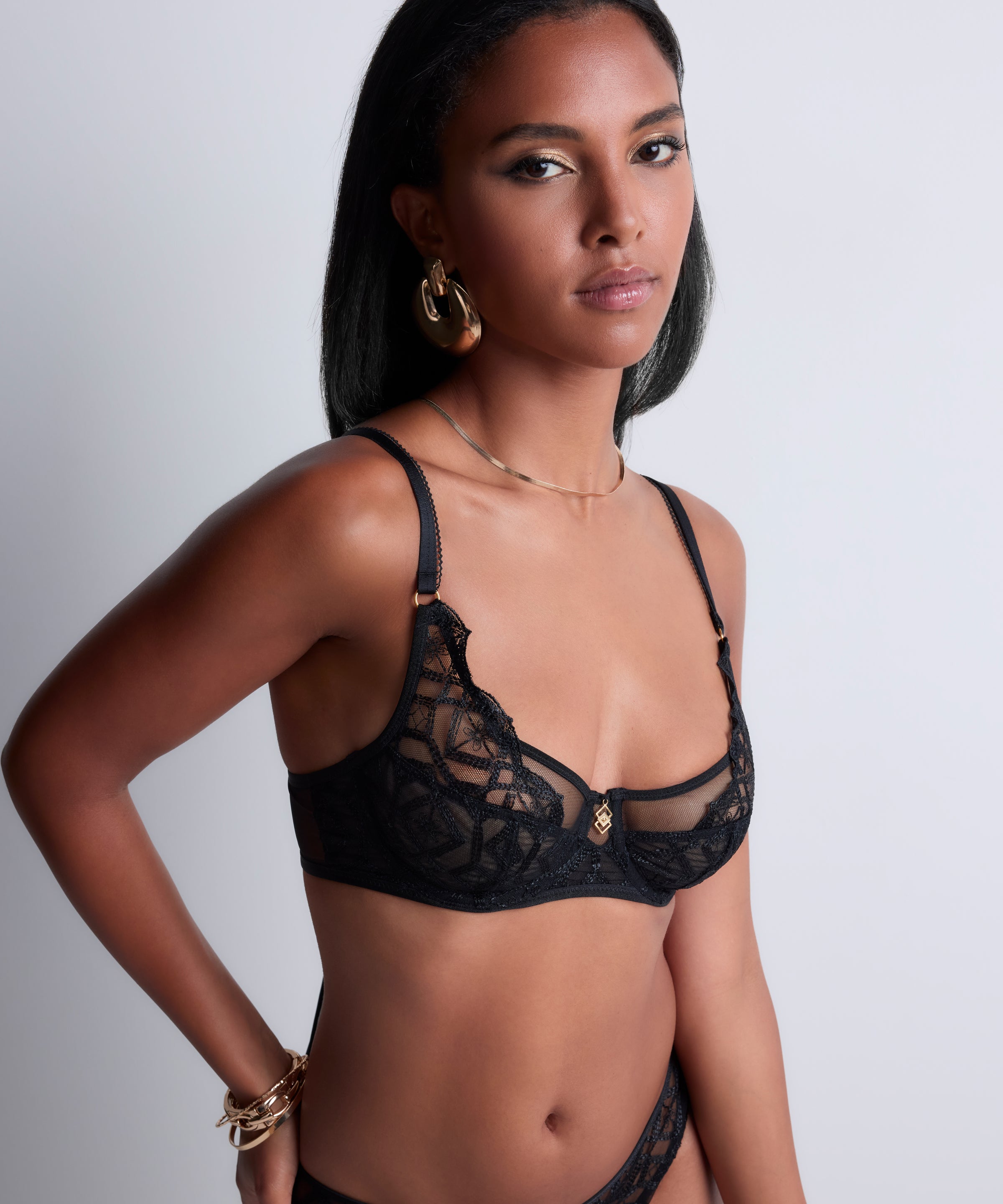 Sense of Illusion Soutien-gorge Emboîtant Foulard Black