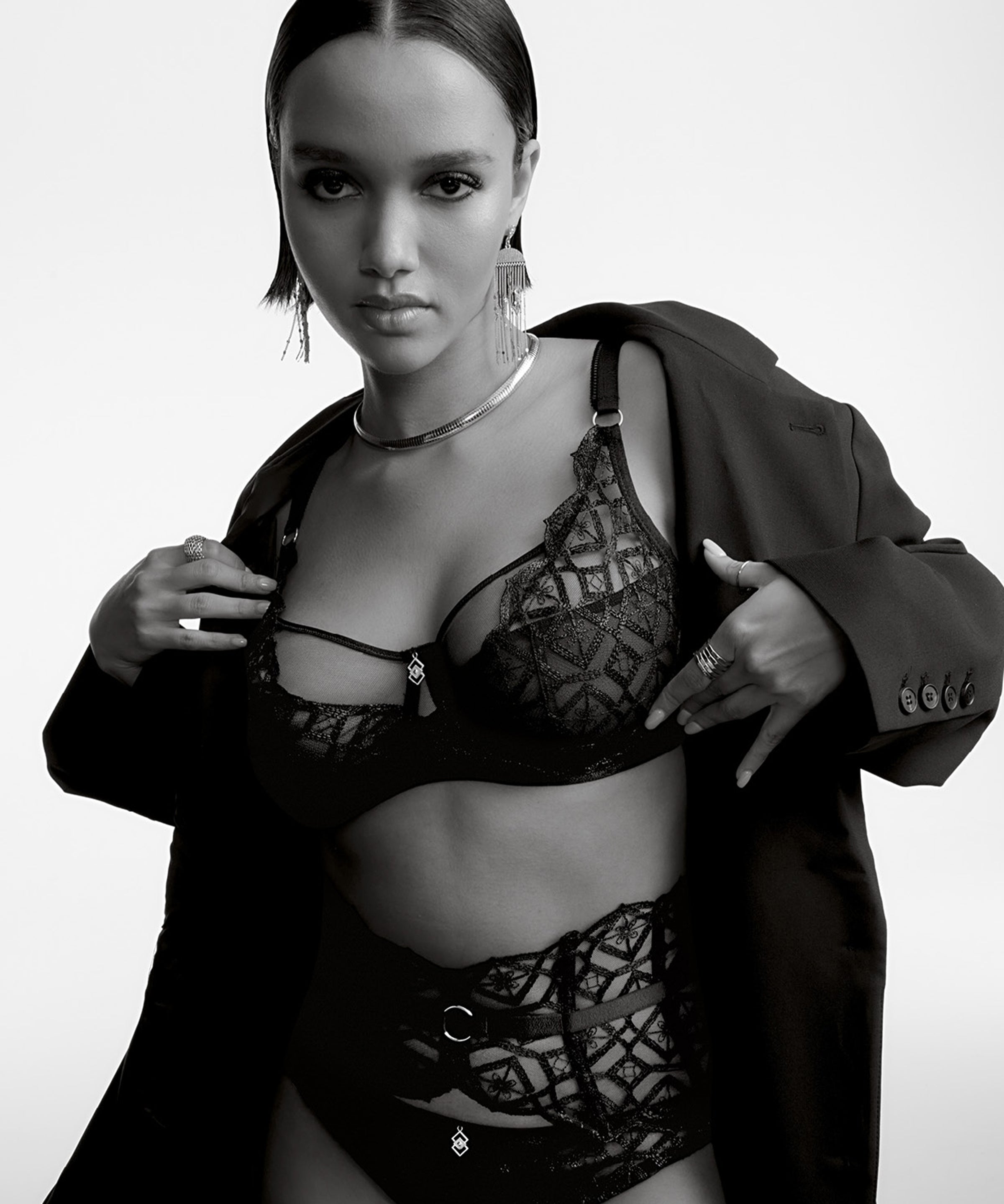 Sense of Illusion Soutien-gorge Emboîtant Foulard Black