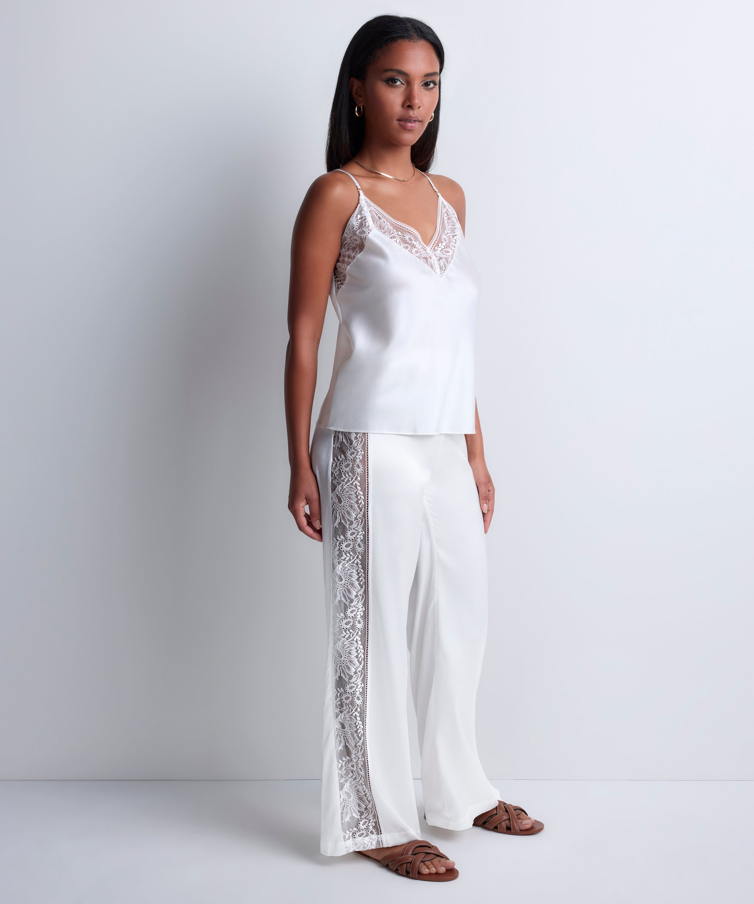 Midnight Whisper Top à fines bretelles Opale