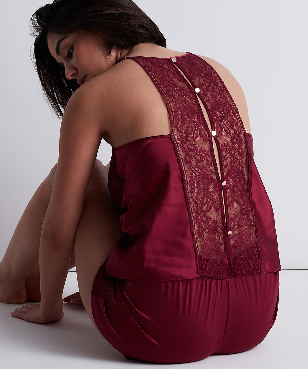 Midnight Whisper Top à fines bretelles Crimson Red