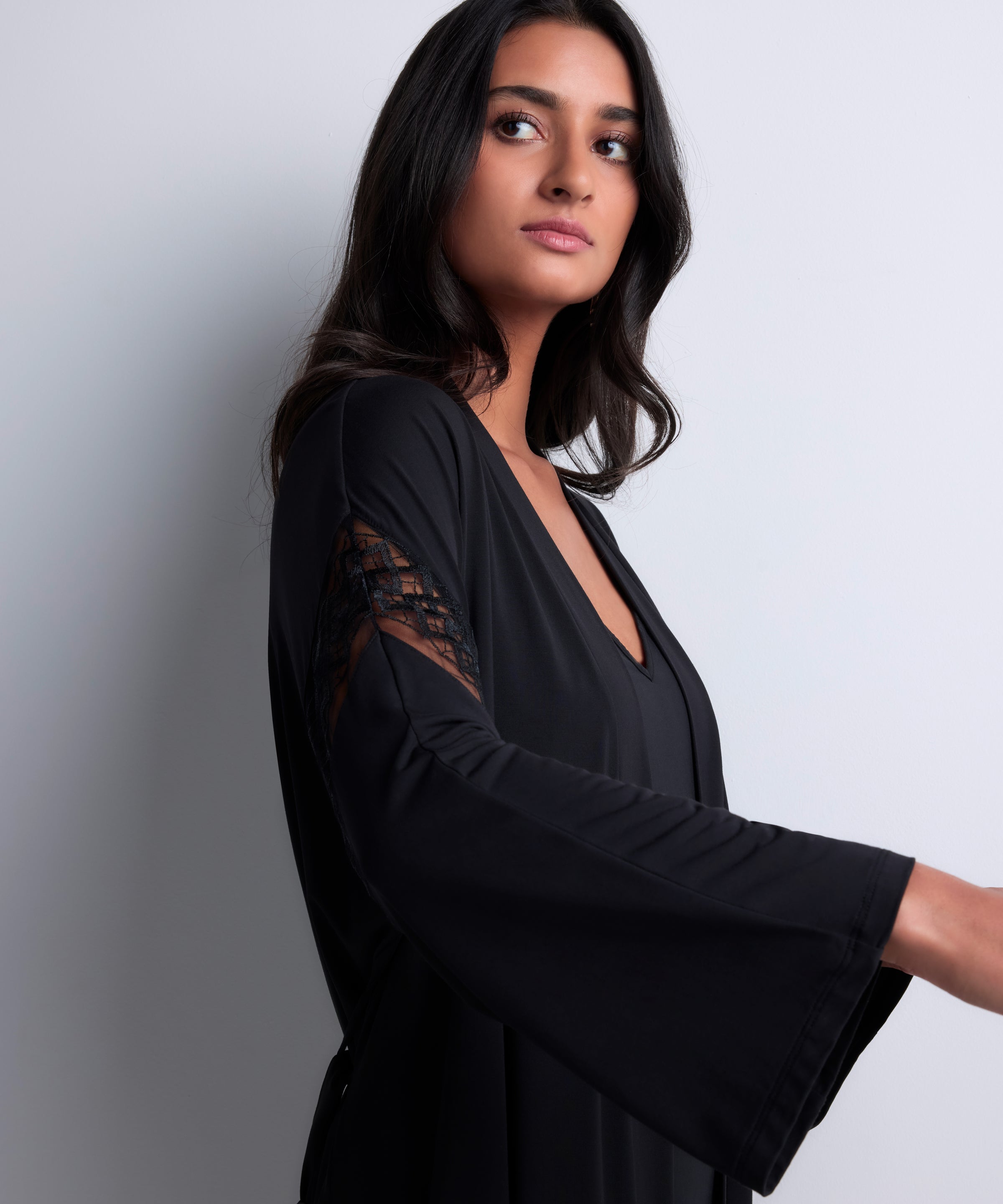 Sweet Obsession Kimono Black