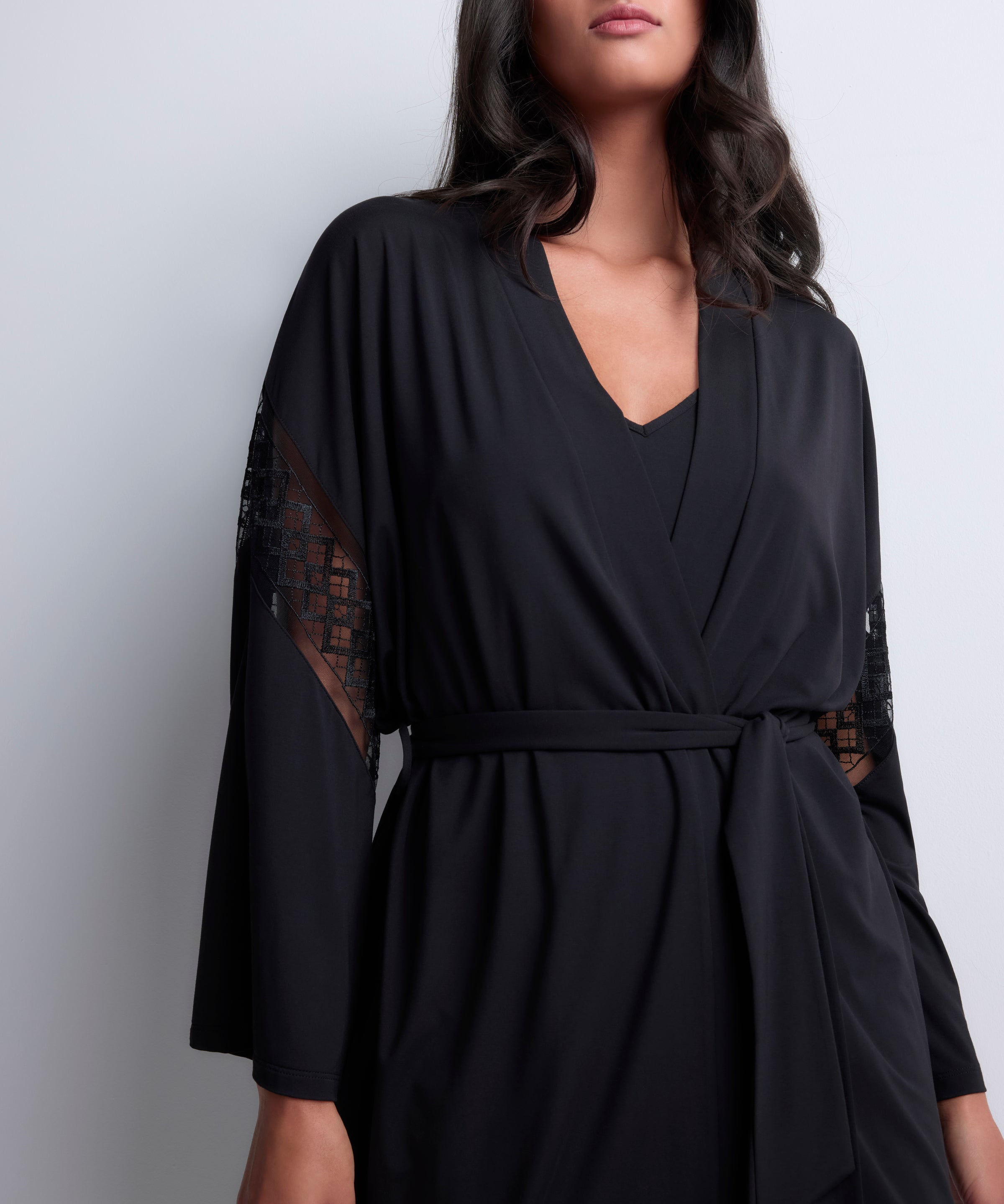 Sweet Obsession Kimono Black